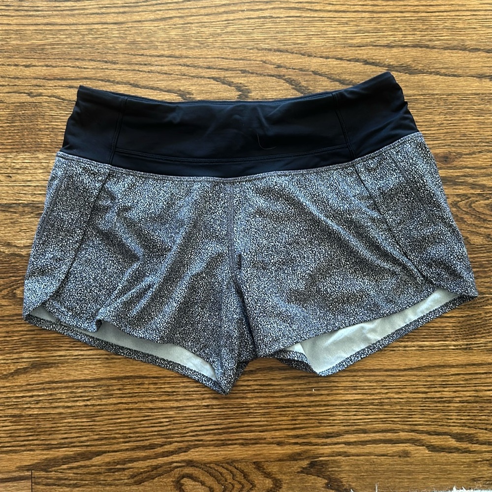 COPY - Lululemon size 4 shorts